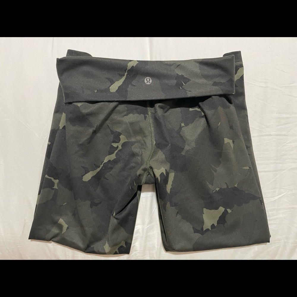 Lululemon Wunder Under Ultra high crop leggings
